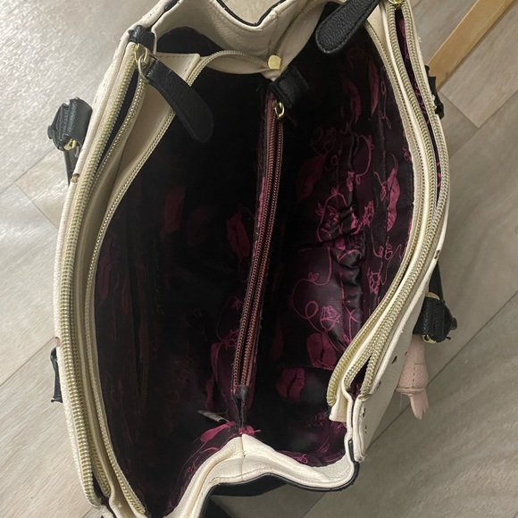 Betsey Johnson handbag and wallet bundle - Picture 8 of 8